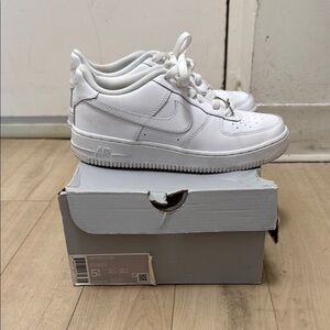 Nike White Sneakers Air Force 1 Classic